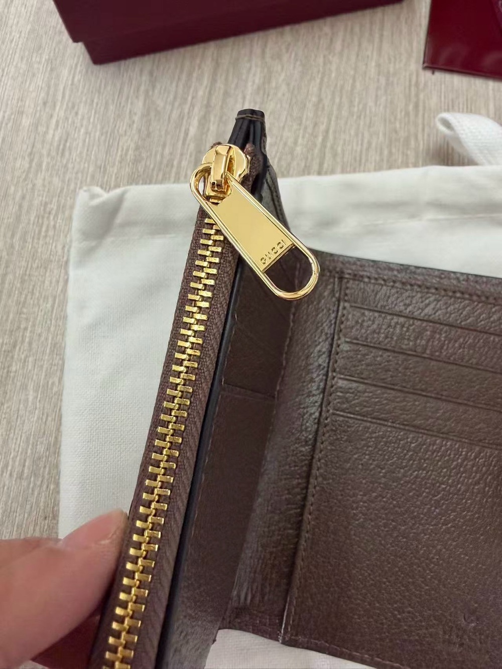 Gucci Brown GG Canvas Wallet with Green and Red Web Stripe - Picture 12 of 16